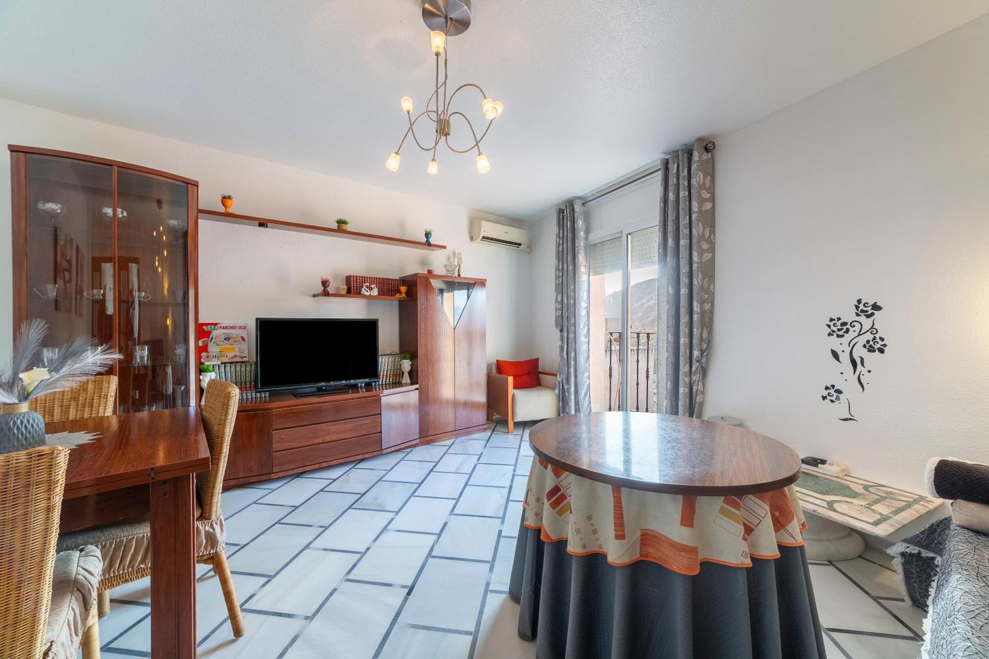 Mccoy Avenida 3 * Macael